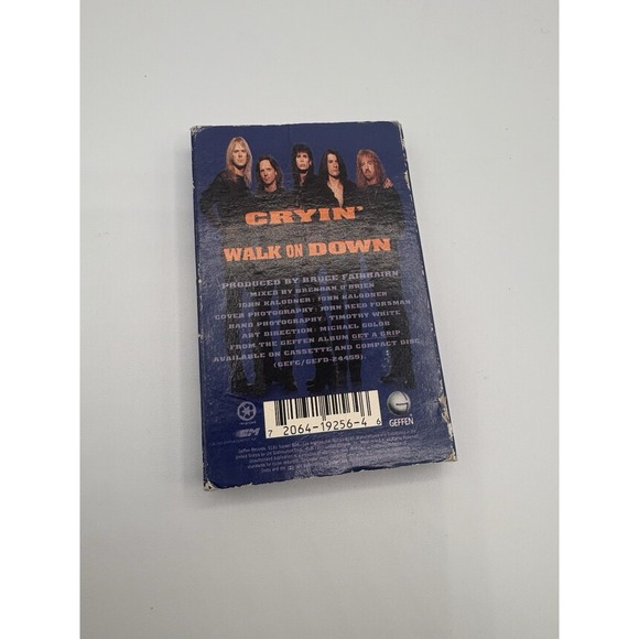 AEROSMITH‎  Cryin' / Walk On Down  cassette single - Picture 2 of 4